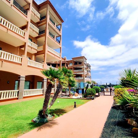 סן מיגל דה אבונה El Nautico Suites, The Beachfront Paradise מראה חיצוני תמונה